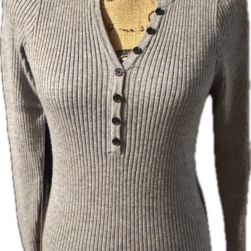 Women’s Gray Ribbed Henley Sweater